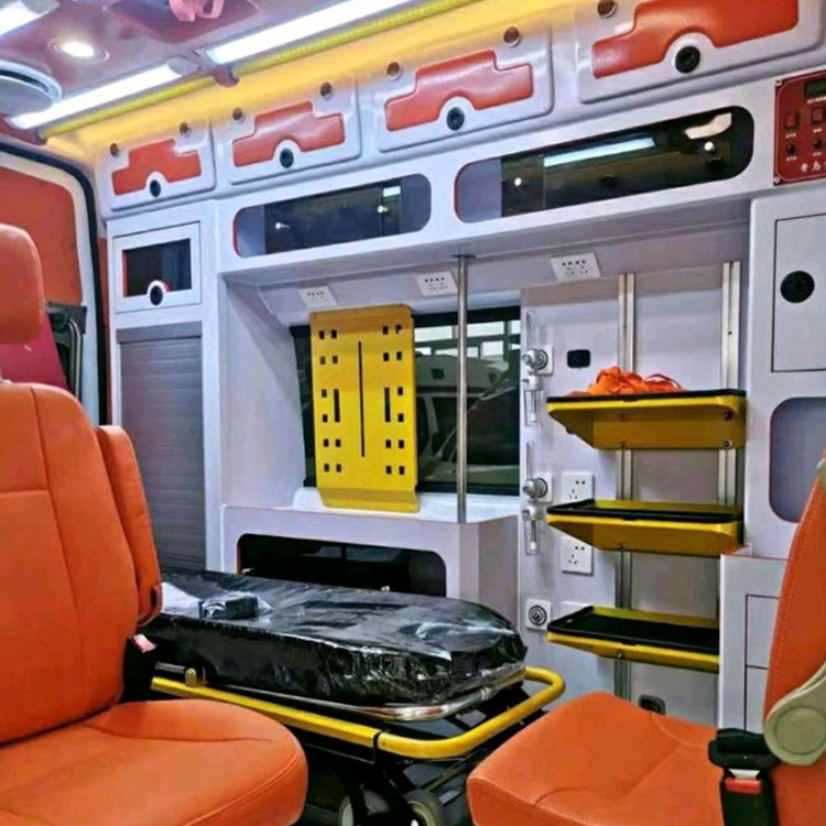 海拉尔长途救护车护送病人租赁价格